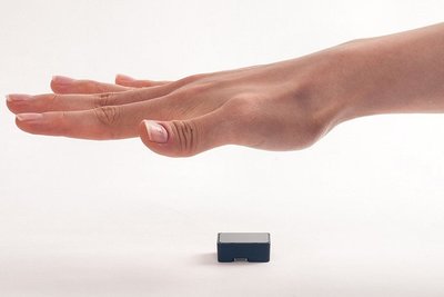 富士通フロンテック 手のひら静脈認証センサー 薄型 小型化 エレクトロニクス ニュース 日刊工業新聞 電子版