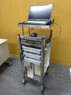 トクヤマがナースワゴン ２年かけ看護師と共同開発 医療 健康 食品 ニュース 日刊工業新聞 電子版