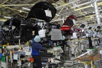 トヨタ、下期価格改定　下げ幅は個別判断　中堅・中小環境整う